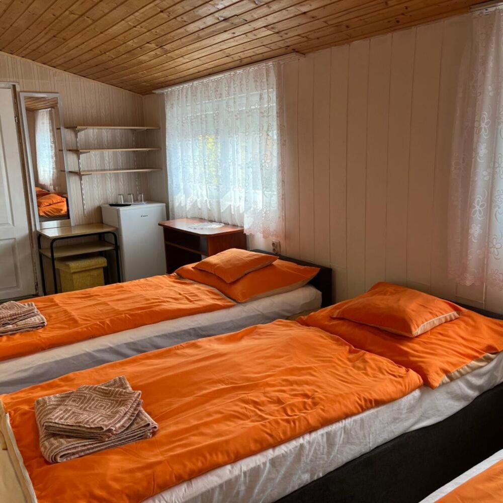 Lenzl'S Panzio Bed & Breakfast Szigetvár Dış mekan fotoğraf